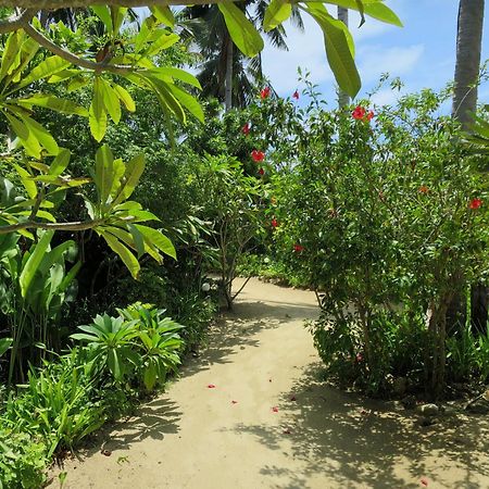 סריתאנו Seaflower Bungalows חדר תמונה