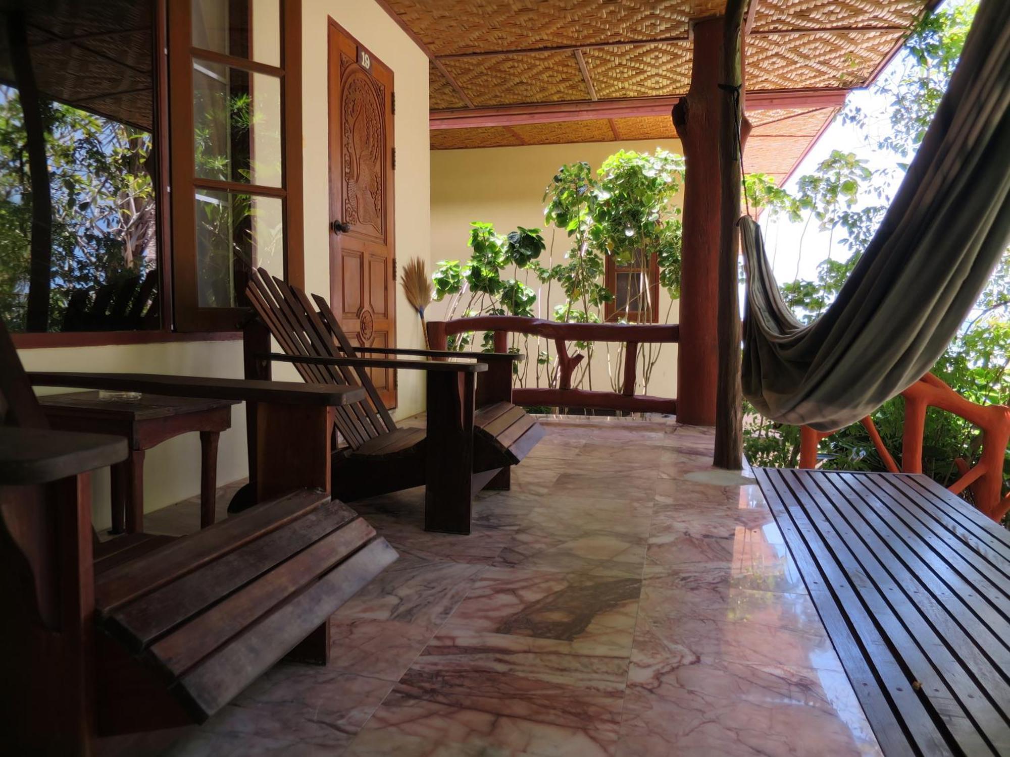 סריתאנו Seaflower Bungalows חדר תמונה